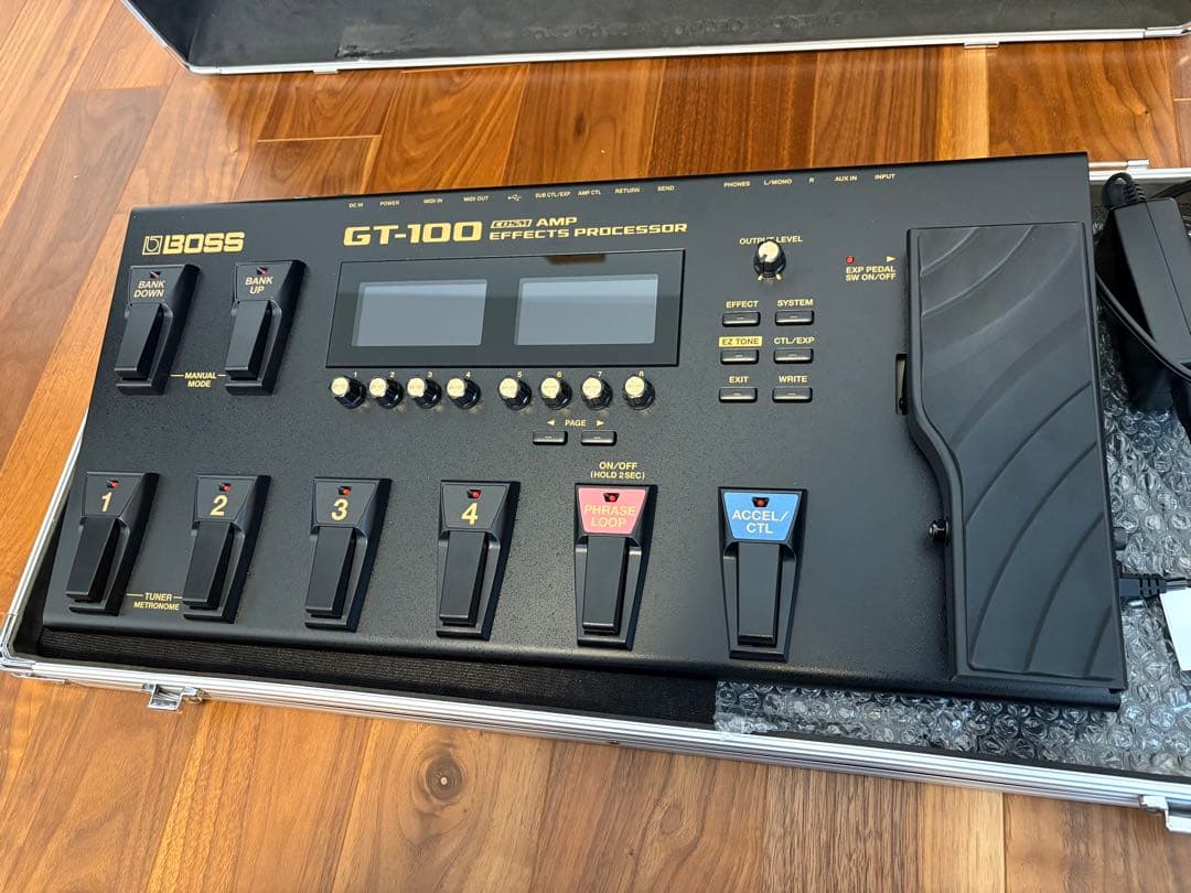 BOSS GT-100 アダプター　ハードケース