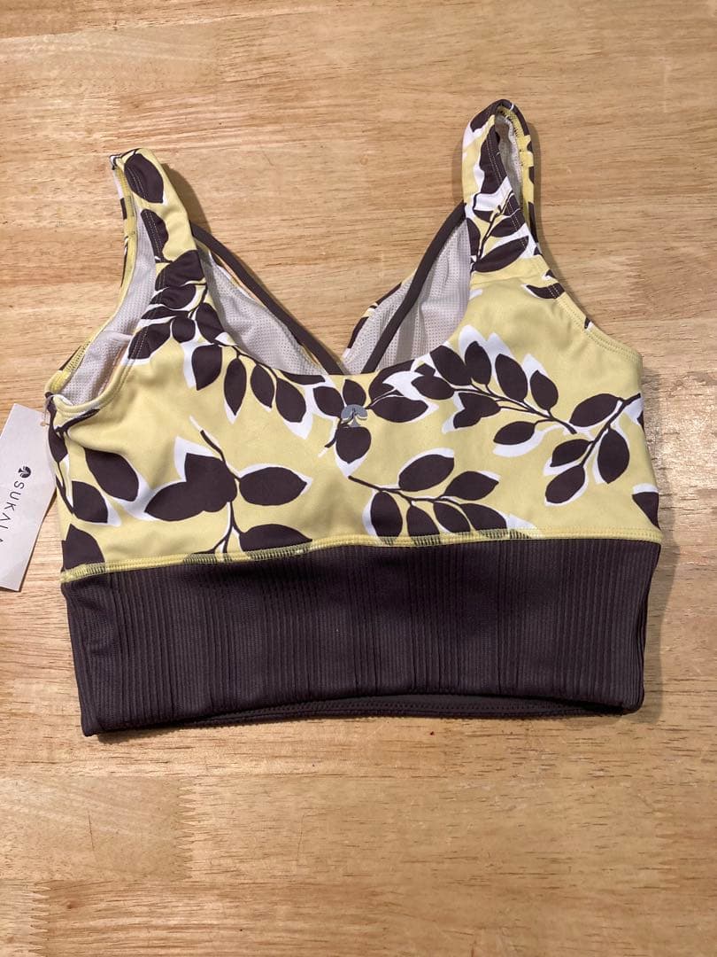 LAVA SUKALAリントスル　リーフバイカラーブラトップ・レギンスセット