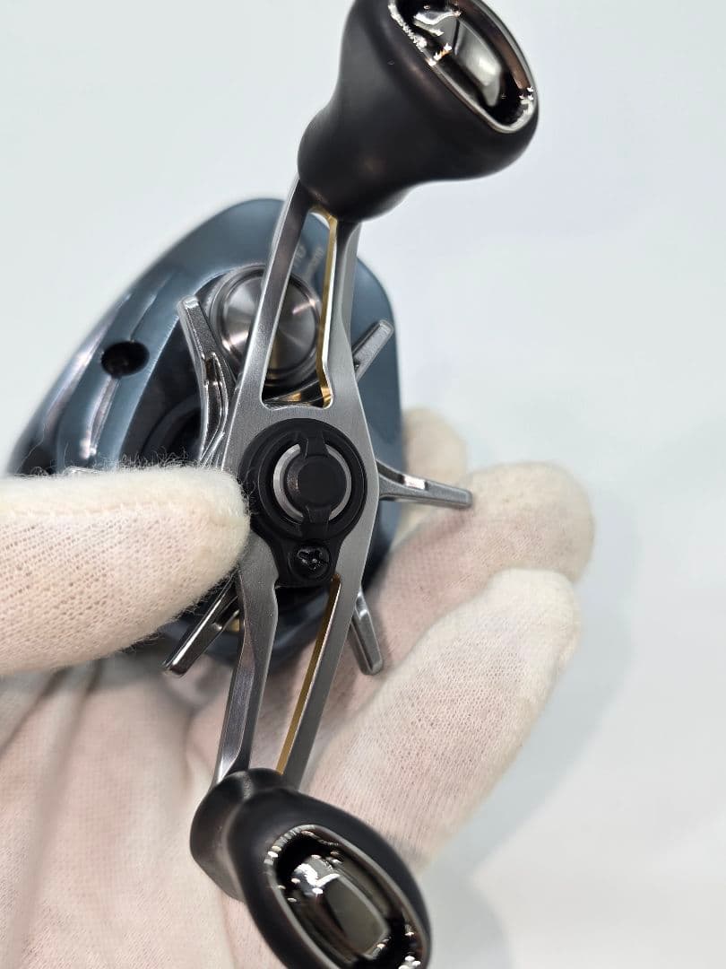 【SHIMANO】【22アルデバランBFS HG 左】【美品】【淡水のみ】