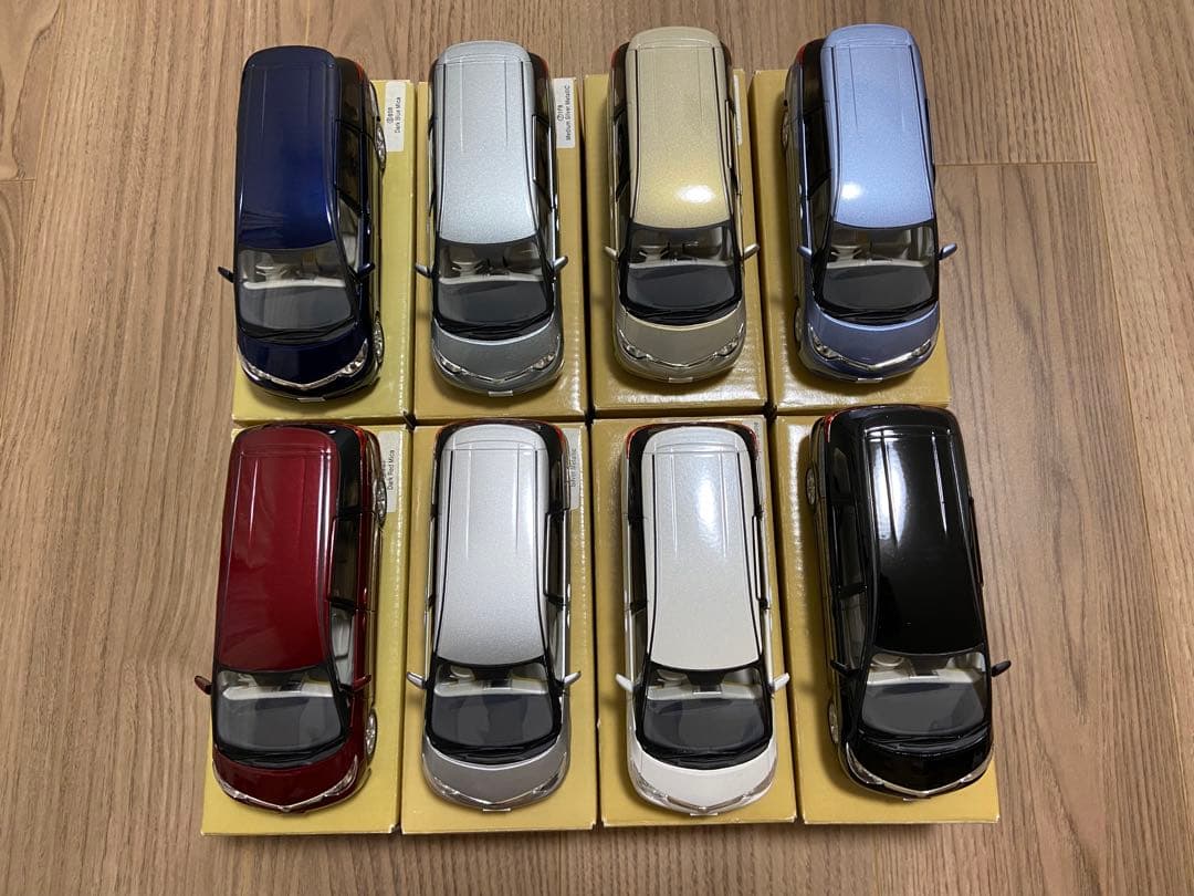 1/30 トヨタ　エスティマ　カラーサンプル　非売品　ミニカー　全色　8台セット
