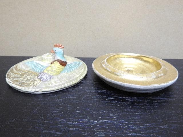 管蓋香合　十三軒吉向造　箱書有　MA130