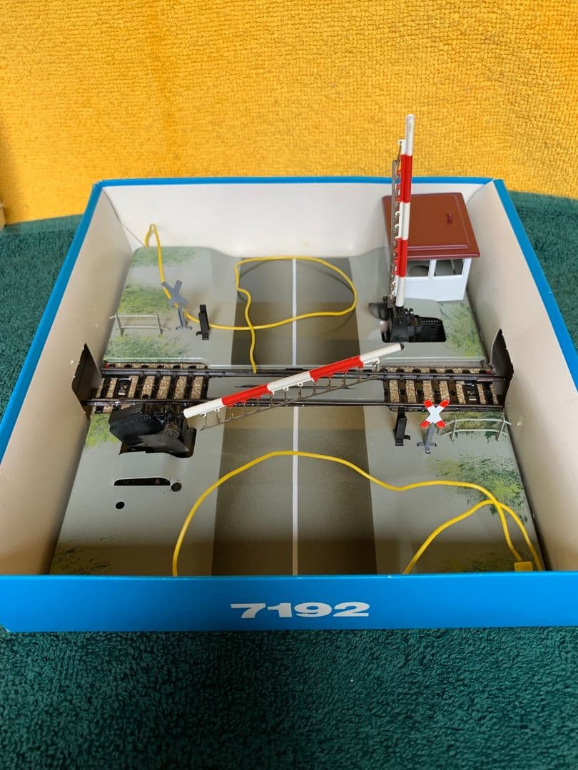 入手不可能メルクリンHOドイツ国鉄踏切セットNo7192 廃番品