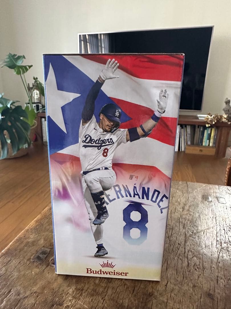 Kiké Hernández Dodgers ボブルヘッドフィギュア