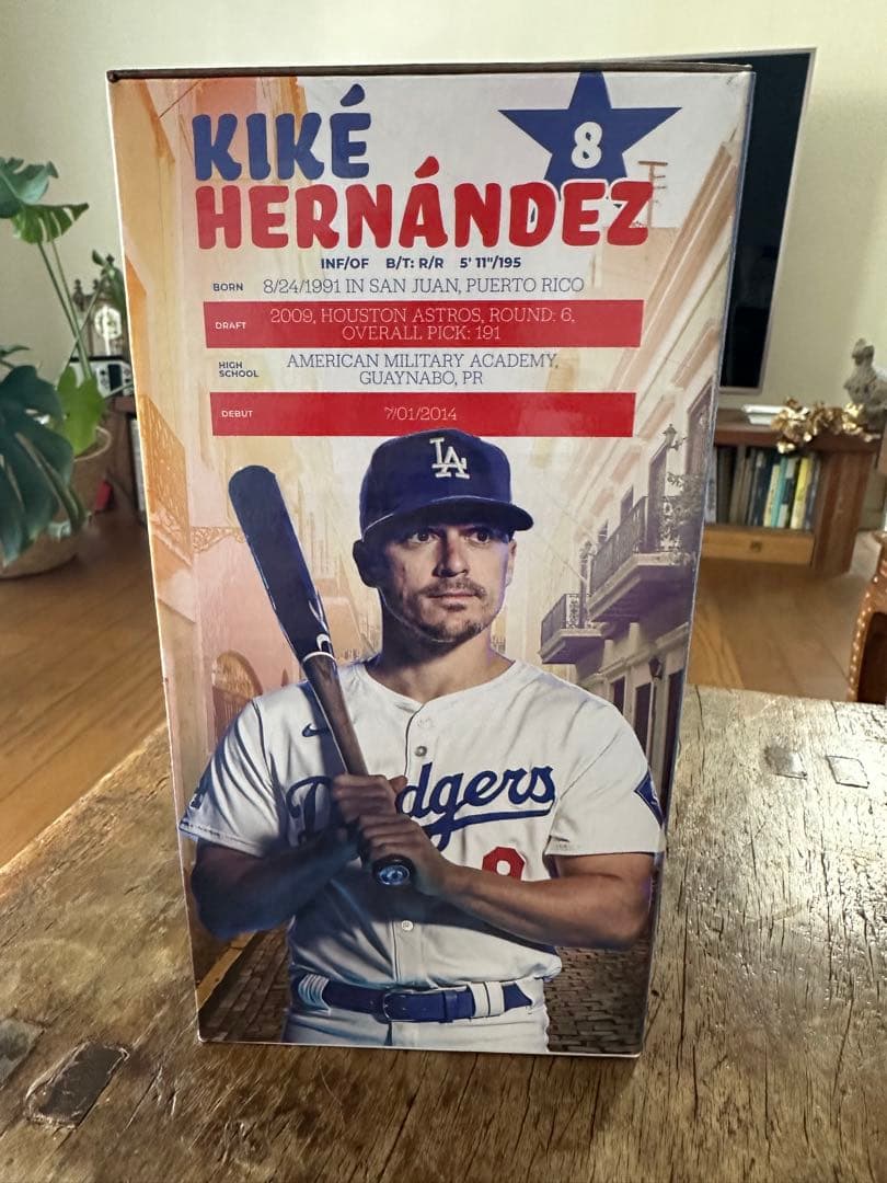 Kiké Hernández Dodgers ボブルヘッドフィギュア