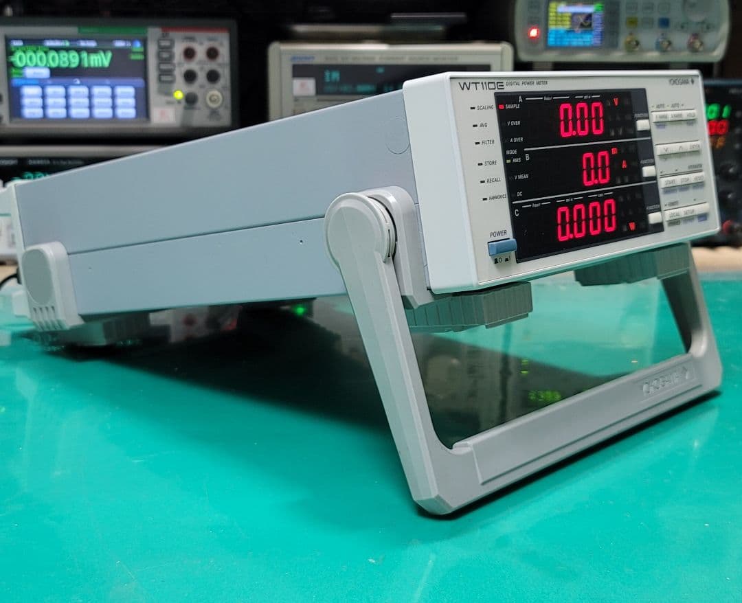 Yokogawa デジタルパワーメーター 15V-600V 500mA-20A