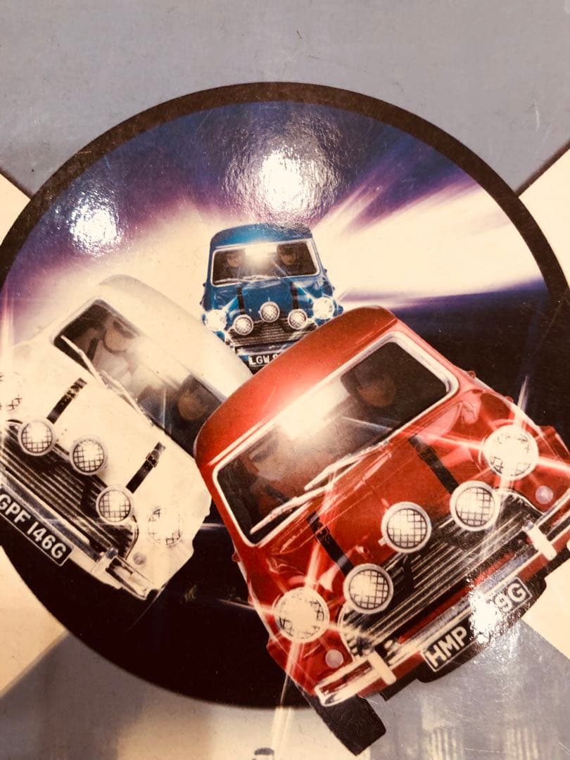 ぶーちゃんさん専用の映画「ミニミニ大作戦」の劇用車のスロットカー3台セット