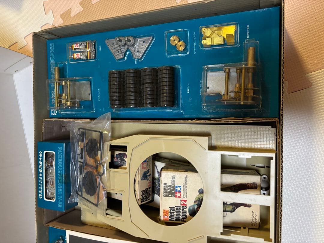 ドイツ4号戦車F2型　ラジオコントロール1/15