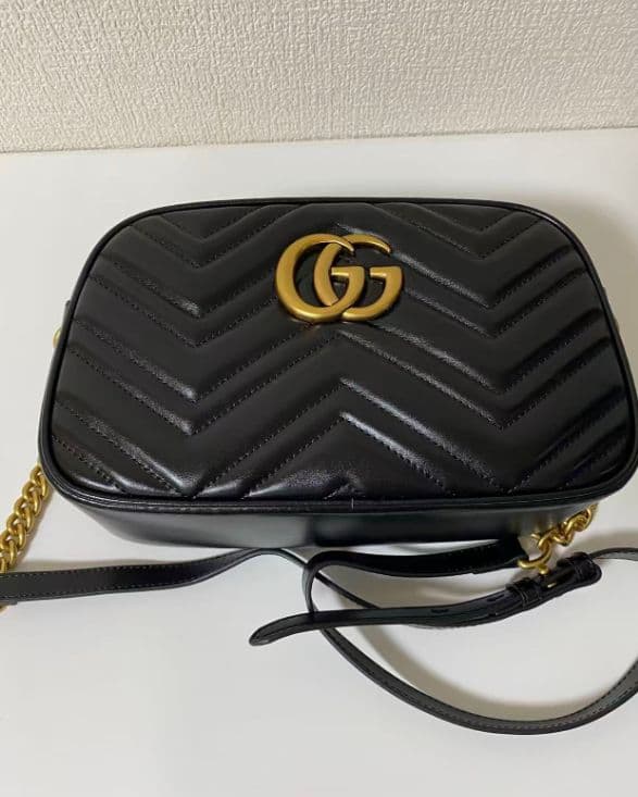 美品· GUCCI ショルダーバッグ