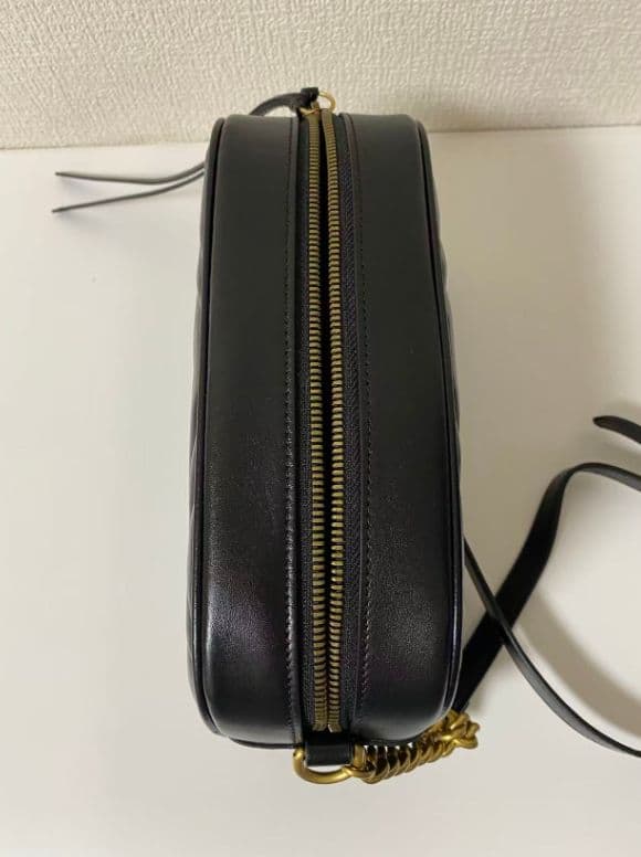 美品· GUCCI ショルダーバッグ