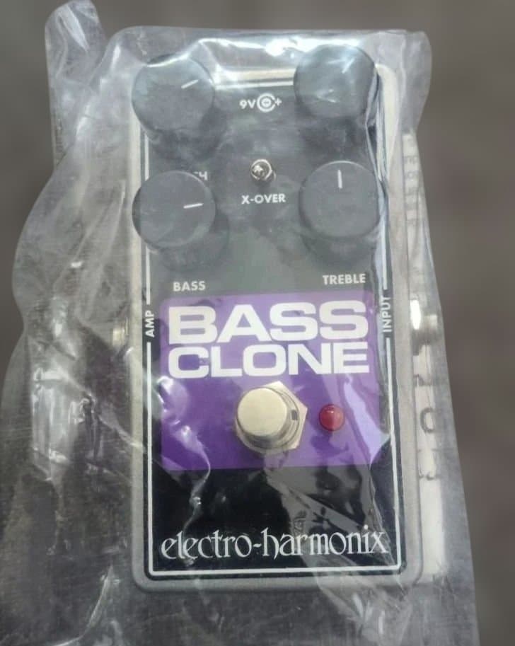 未使用品 electro-harmonix BASS CLONE
