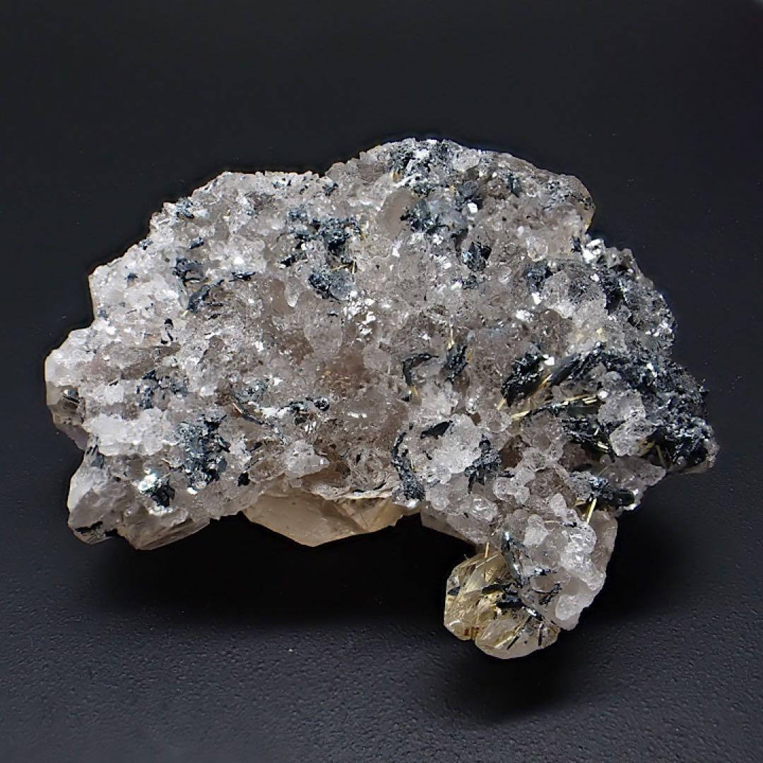 【ブラジル産】ルチルオンヘマタイトインクォーツ