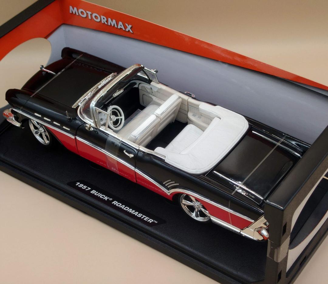 1/18 ビュイック ロードマスター 1957 ブラック/レッド MM製ミニカー