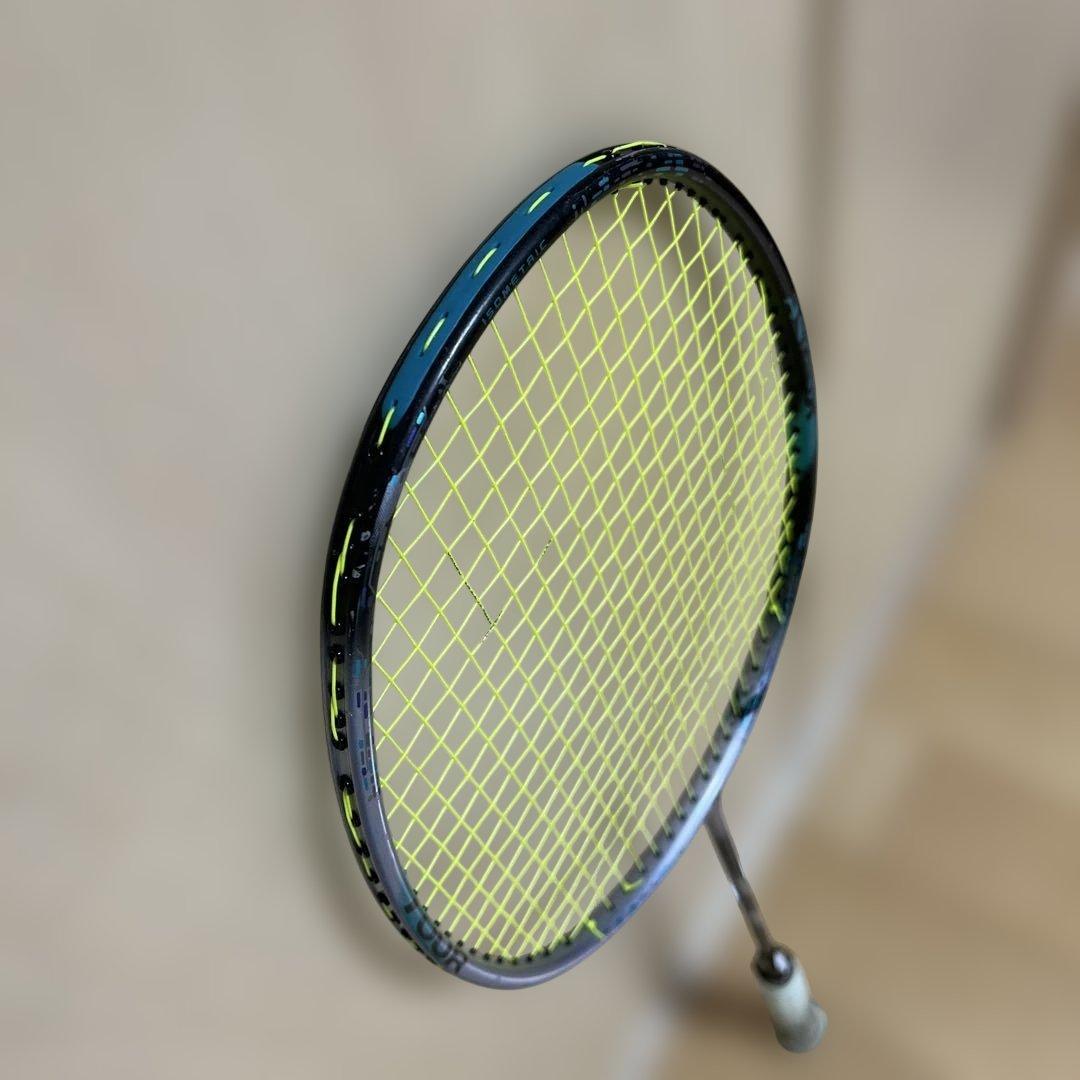 ヨネックス　バドミントンラケット　アストロクス88sツアー