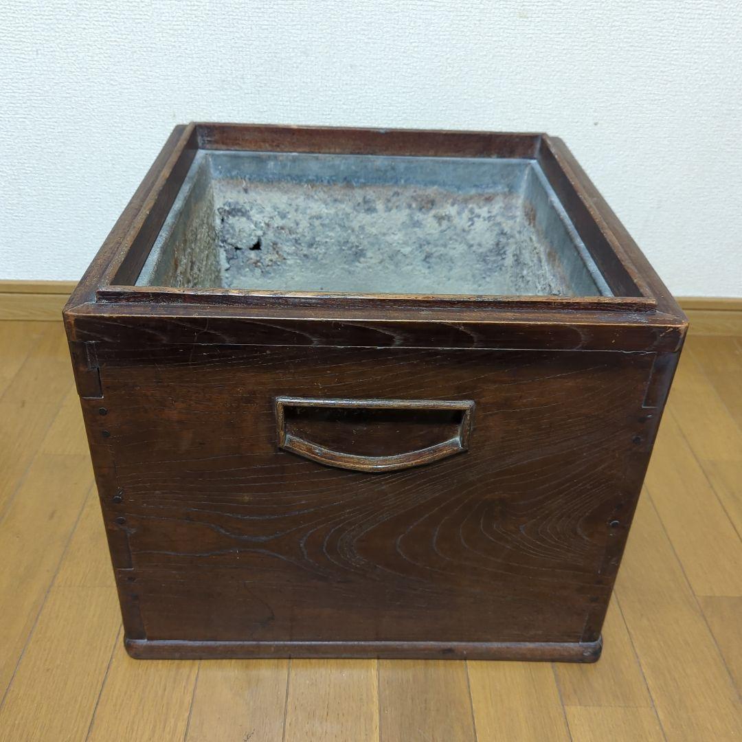 木製角火鉢　工芸品　レトロ　古民家　アンティーク