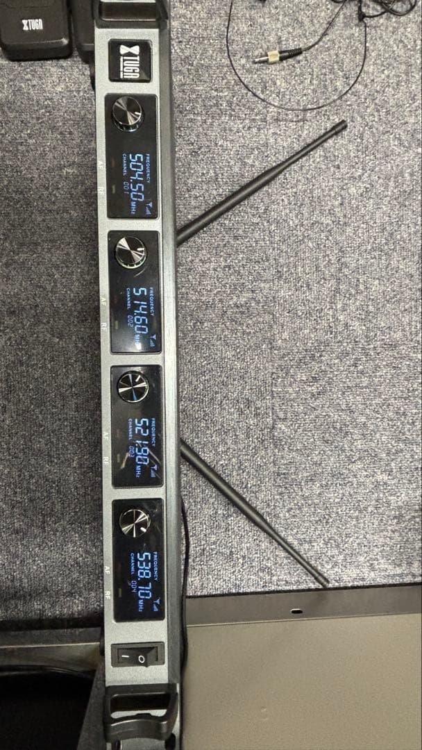 TUGA ワイヤレスマイクシステム 受信機4台 送信機4台