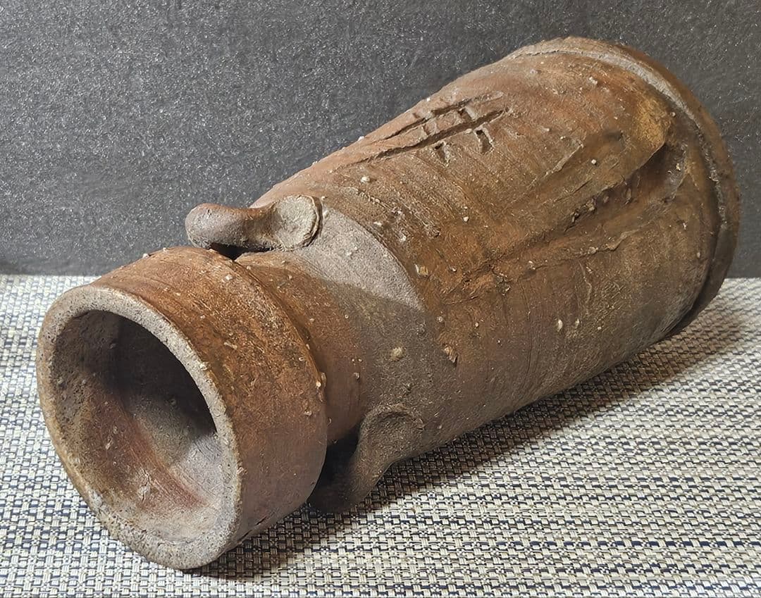 【時代古作品❗】明治時代頃　古伊賀　双耳　彫り文様　花入れ　花生け　茶道具　茶器