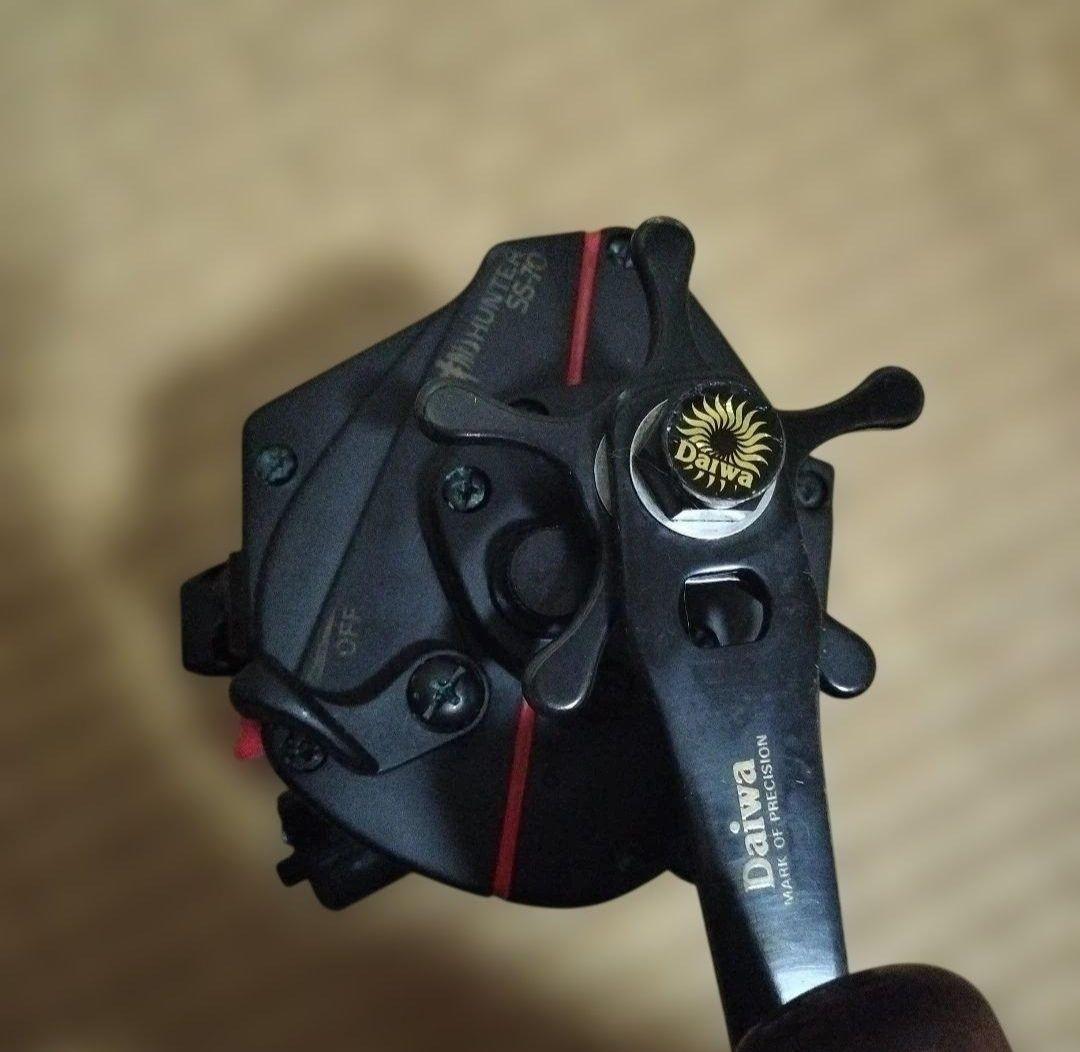 Daiwa Hunter SS70 両軸リール