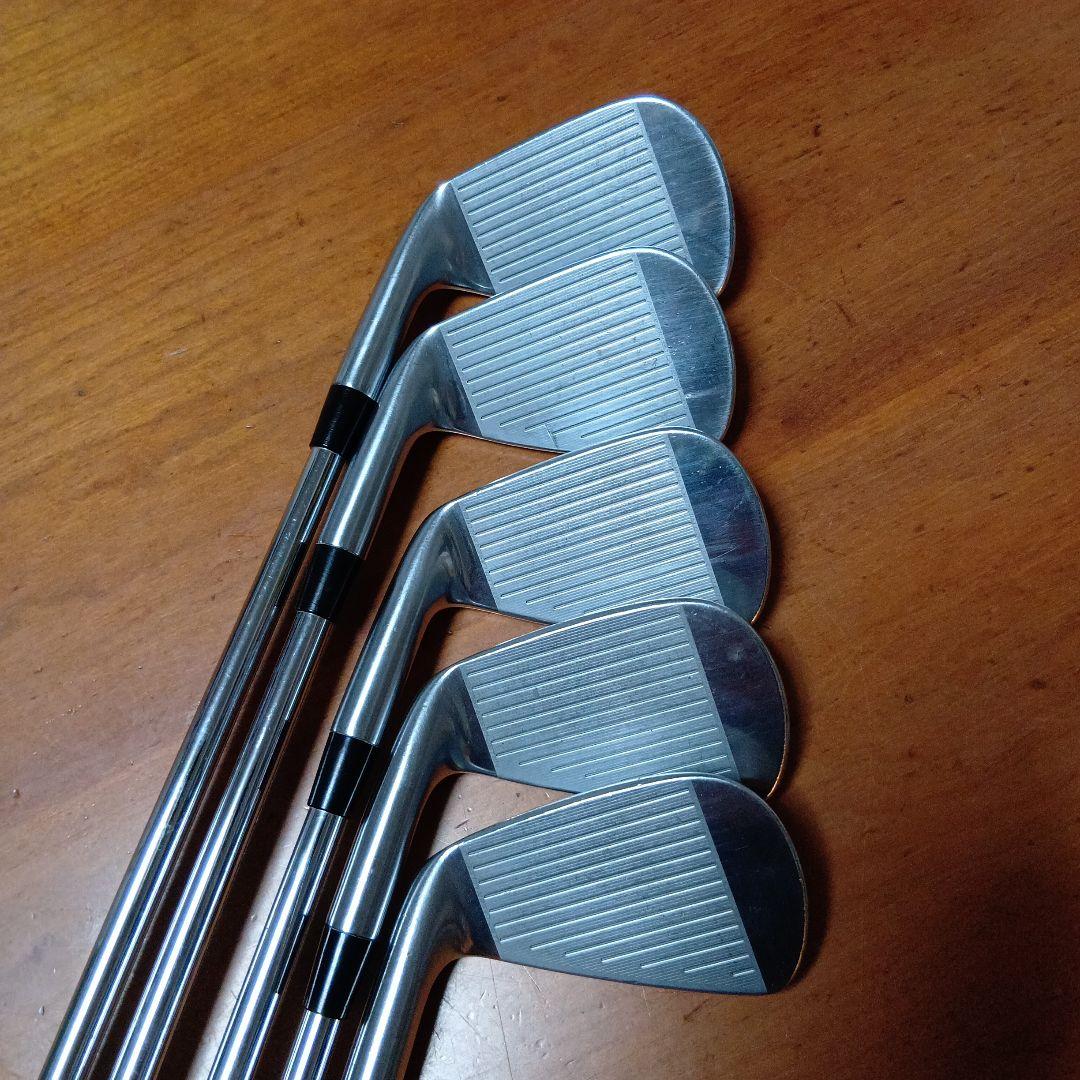 スリクソンＺＴＸアイアン　松山プロ使用