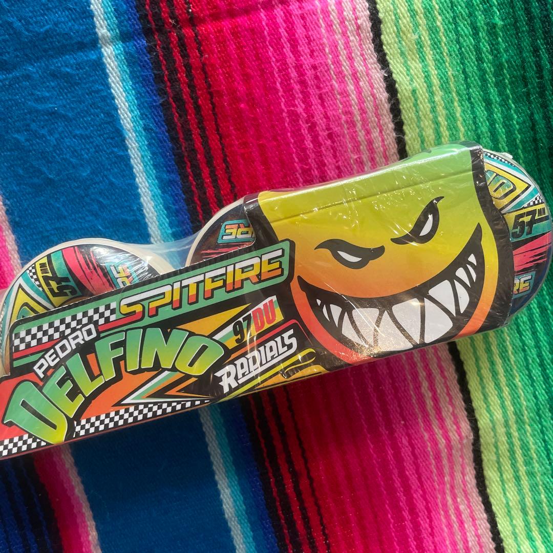 Spitfire Pedro Delfinoラディアル57mm97A