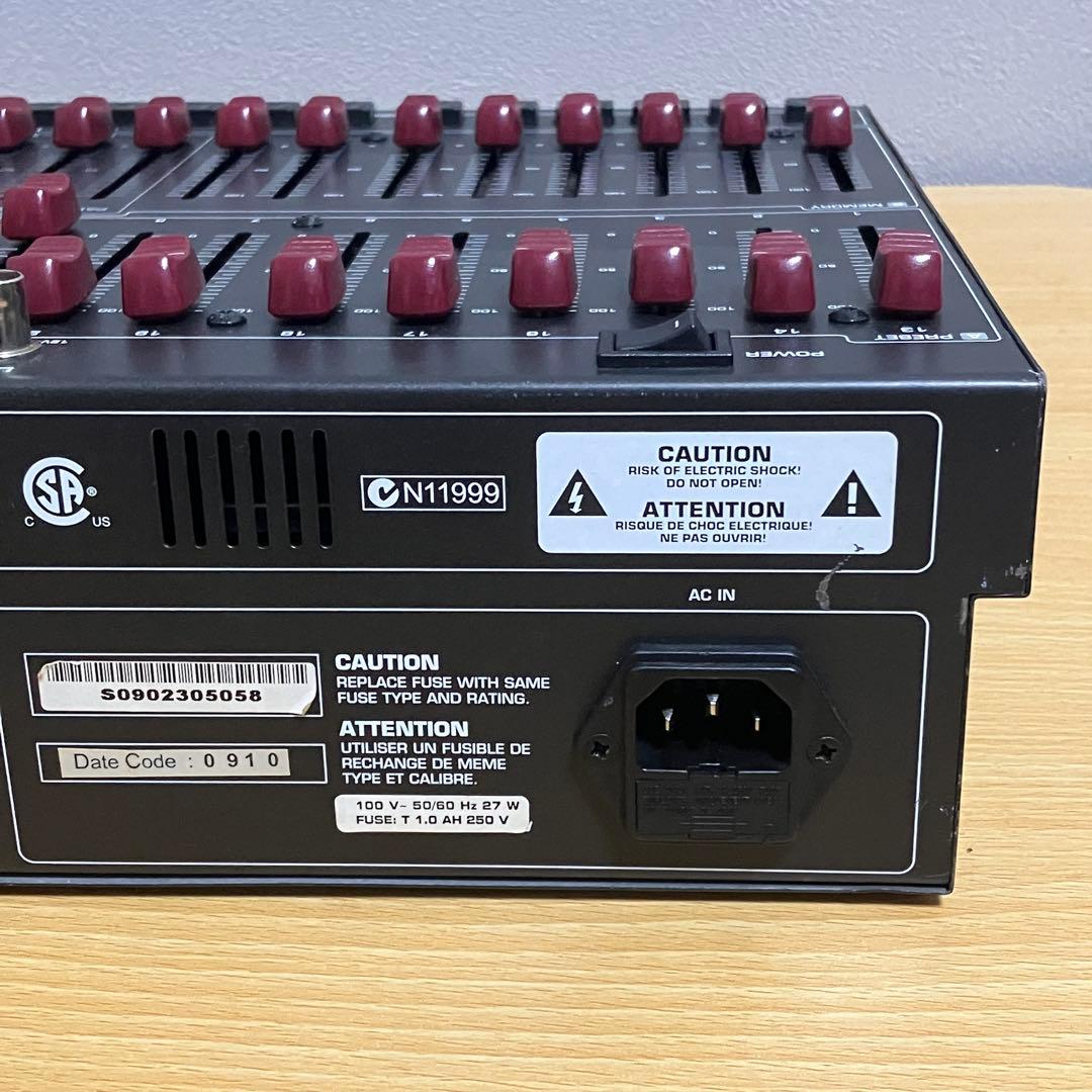 BEHRINGER ベリンガー EUROLIGHT LC2412