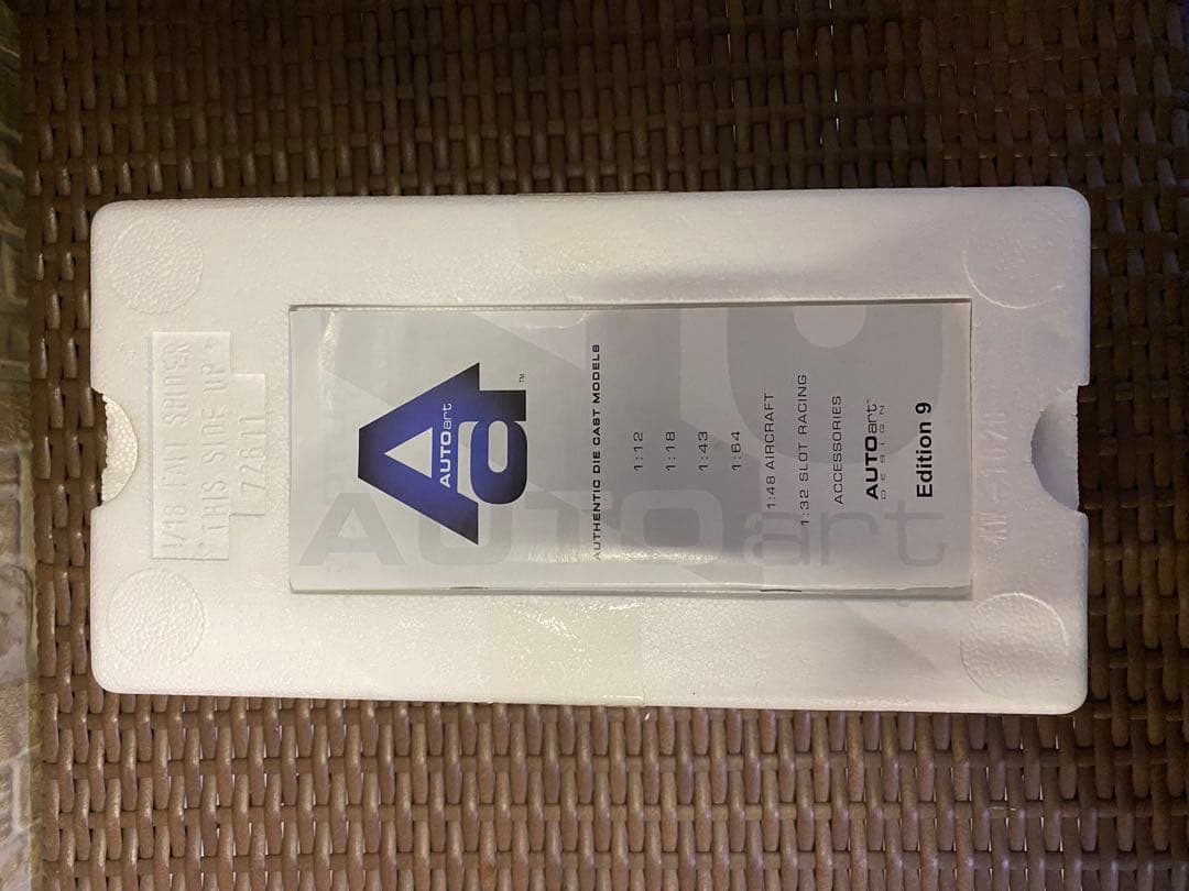 【箱付き】FIAT 124 SPIDER オートアート フィアット