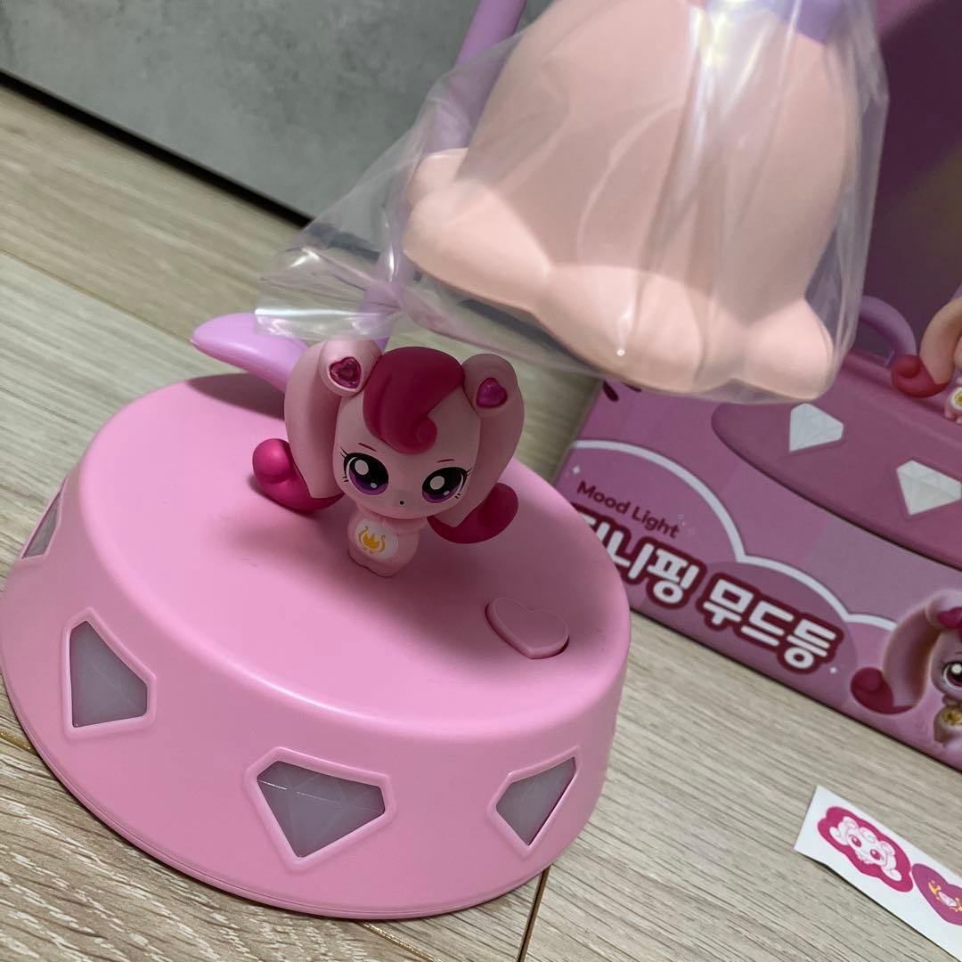 キャッチ！ティニピン　韓国限定　日本未発売　캐치티니핑　ハチュピン　デスクライト