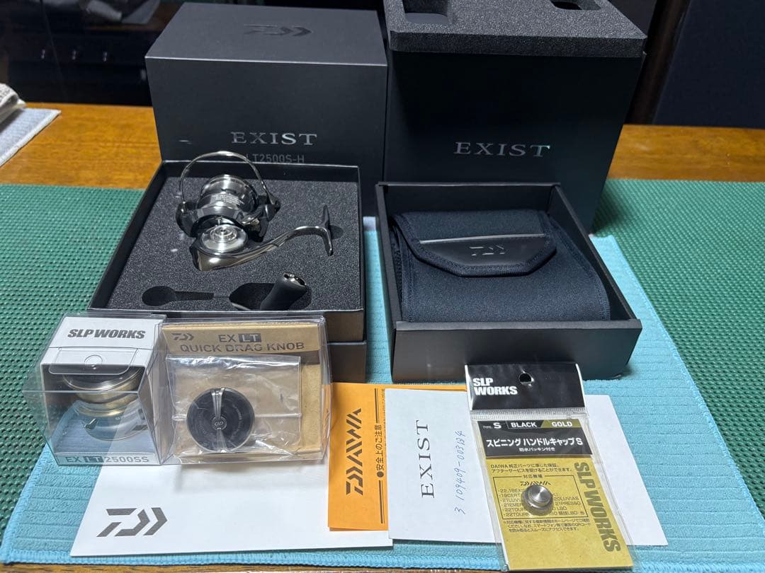 ダイワ22イグジストLT2500S-H +EXLT2500SSスプールドラグノブ