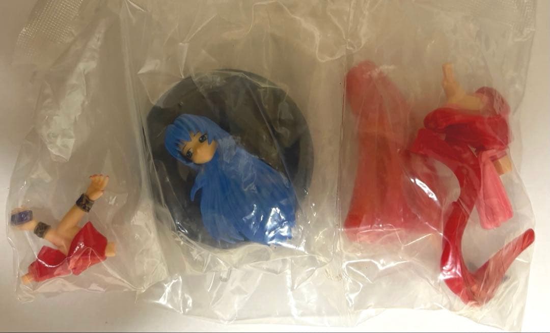 【新品】イース フィギュアコレクション ヒロイン4人+おまけ(アドル)　YS