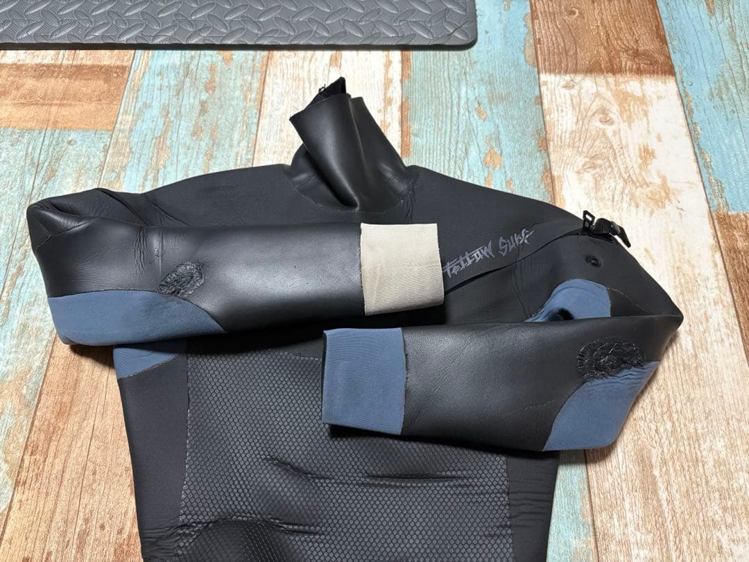 FELLON SURF☆ウエットスーツ（140㎝）