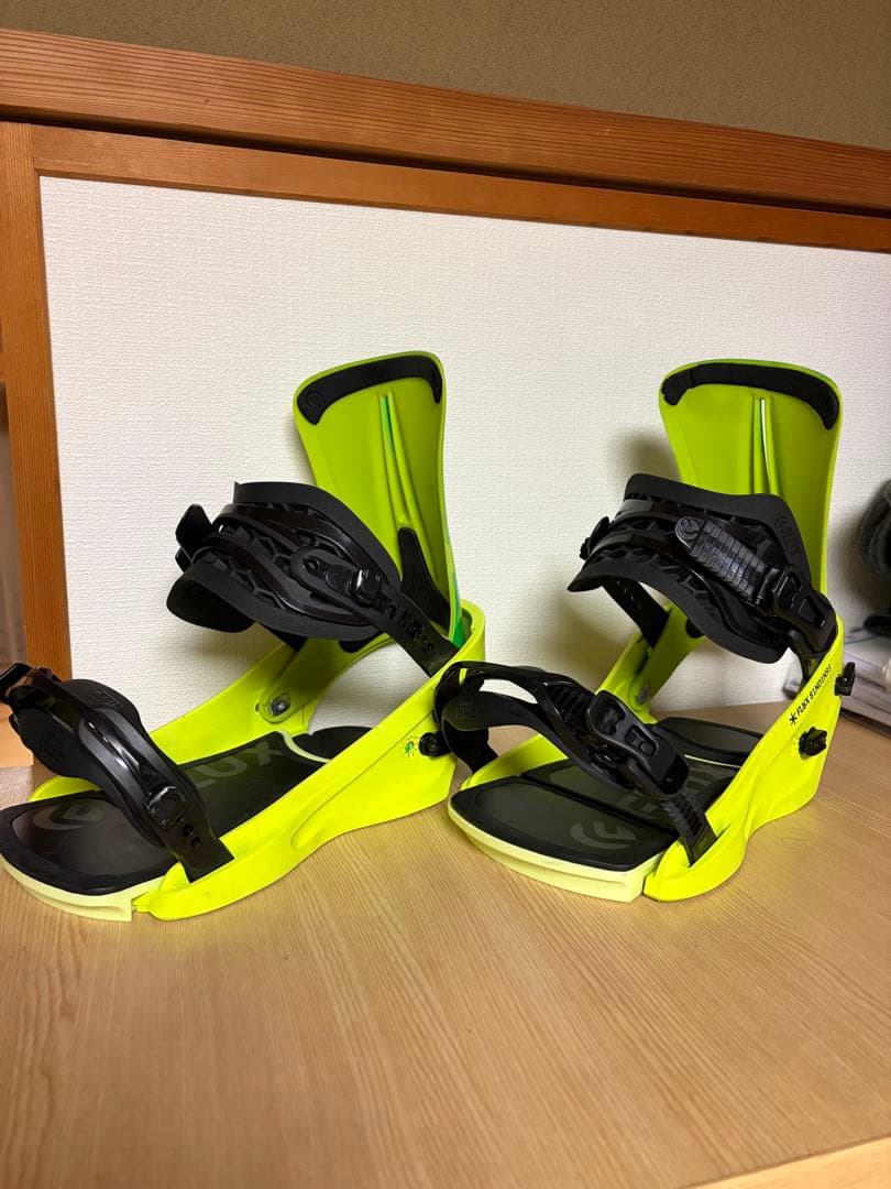 FLUX XF Lサイズ　ネオンイエロー