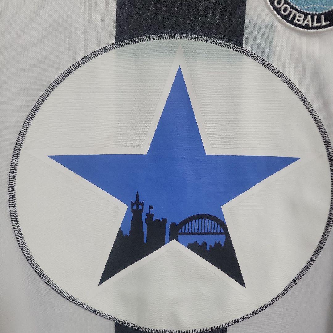ニューカッスル・ユナイテッド 復刻ユニフォーム