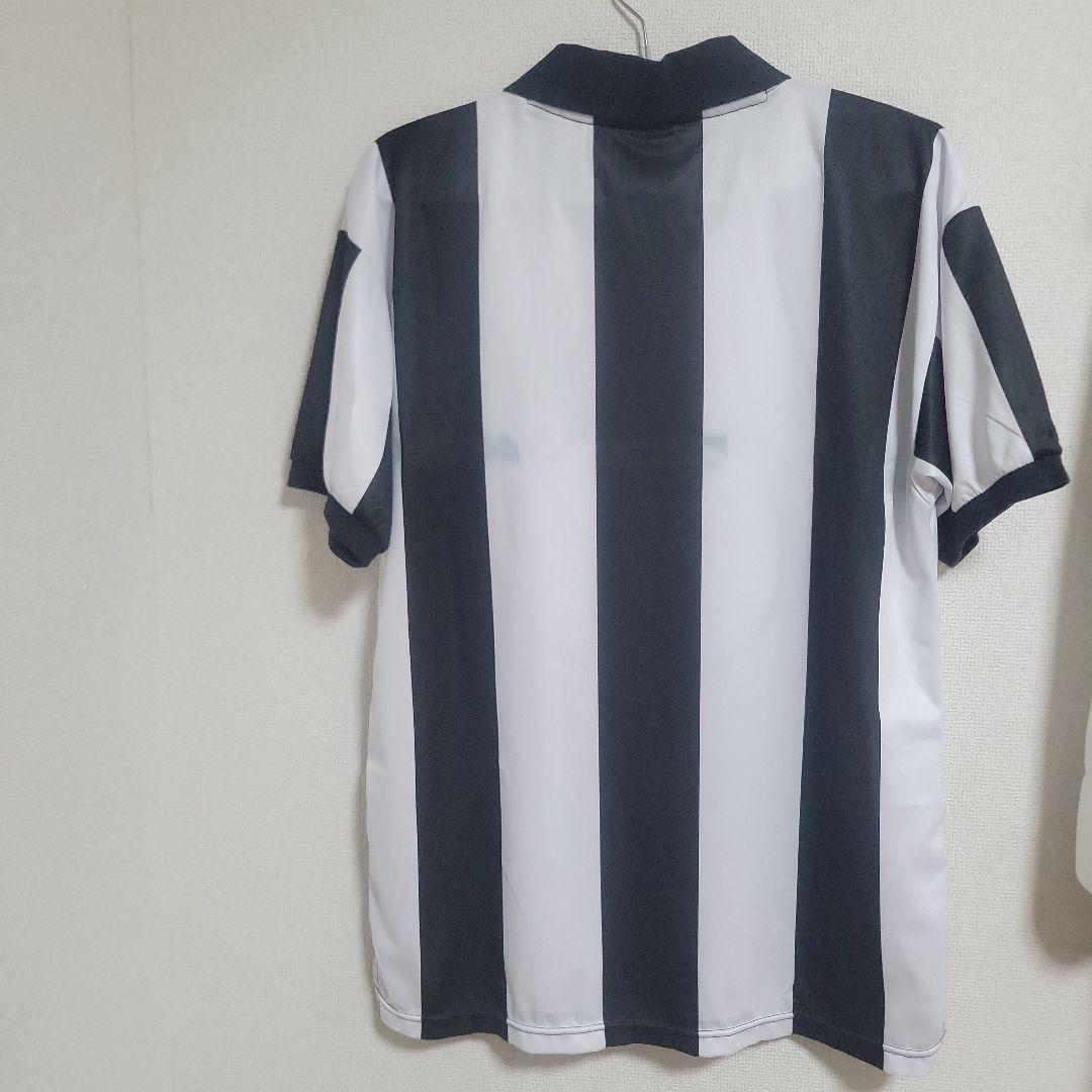 ニューカッスル・ユナイテッド 復刻ユニフォーム