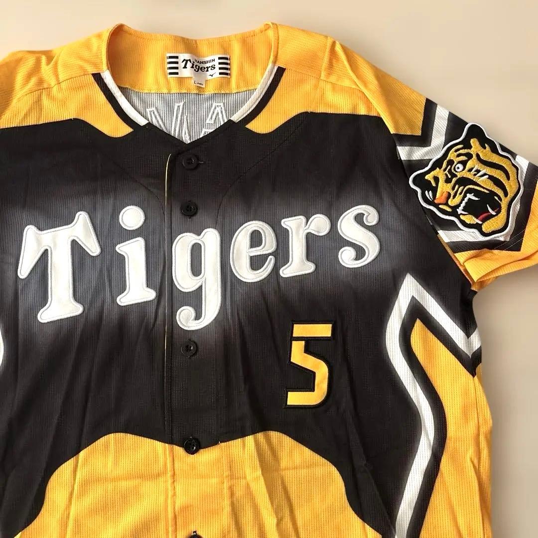 阪神タイガース　ウル虎の夏2023レプリカユニフォームＬ＆応援Ｔシャツセット