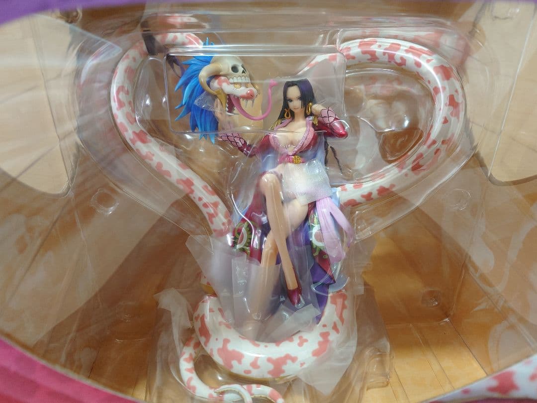 P.O.P NEO-MAXIMUM ”海賊女帝”ボア・ハンコック