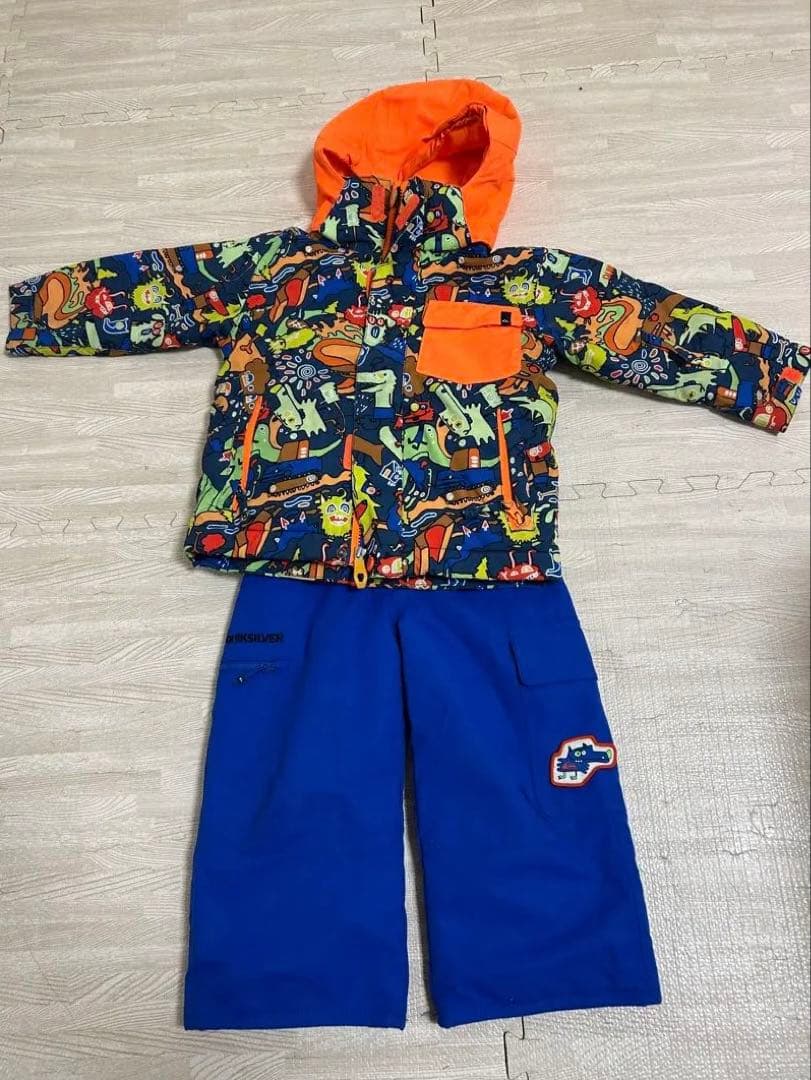 クイックシルバー　キッズ　スノーウェア