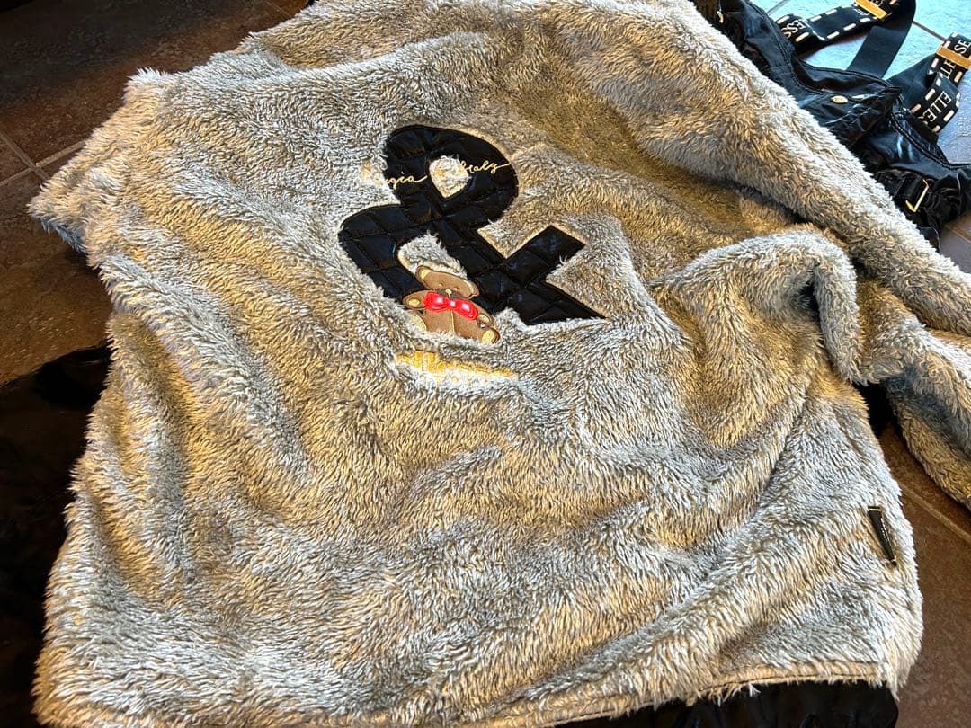 白*ぎ様 5万円相当♡ellesse エレッセ スキースノボーウエア リバーシブ