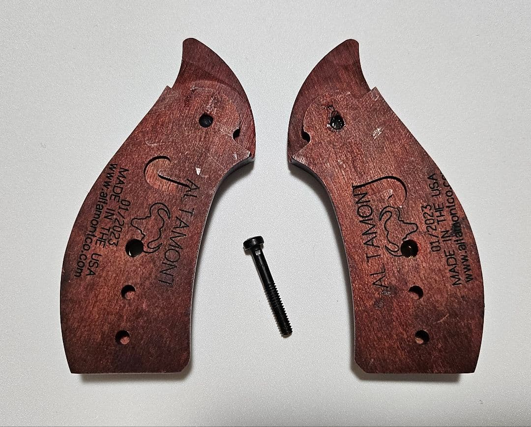 アルタモント Jフレーム ラウンドバット用 木製グリップ