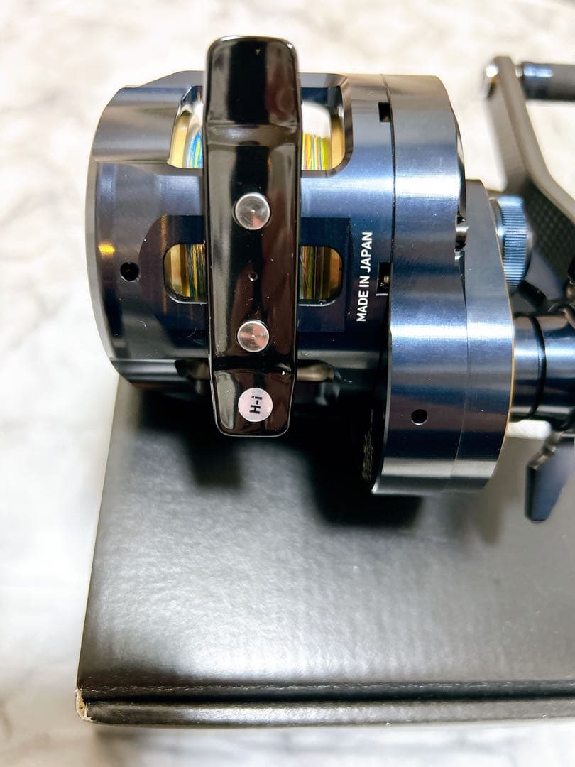 【特価】 ⭐️極美品⭐️ ダイワ 22 ソルティガ 15-SJ 右巻き