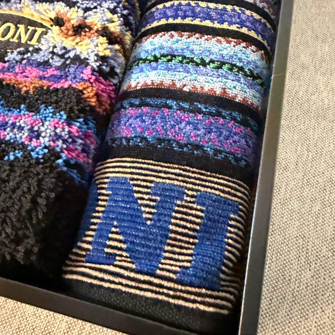 ミッソーニ　バスマット1枚　フェイスタオル2枚　ニューストリシア　ストリシア箱無