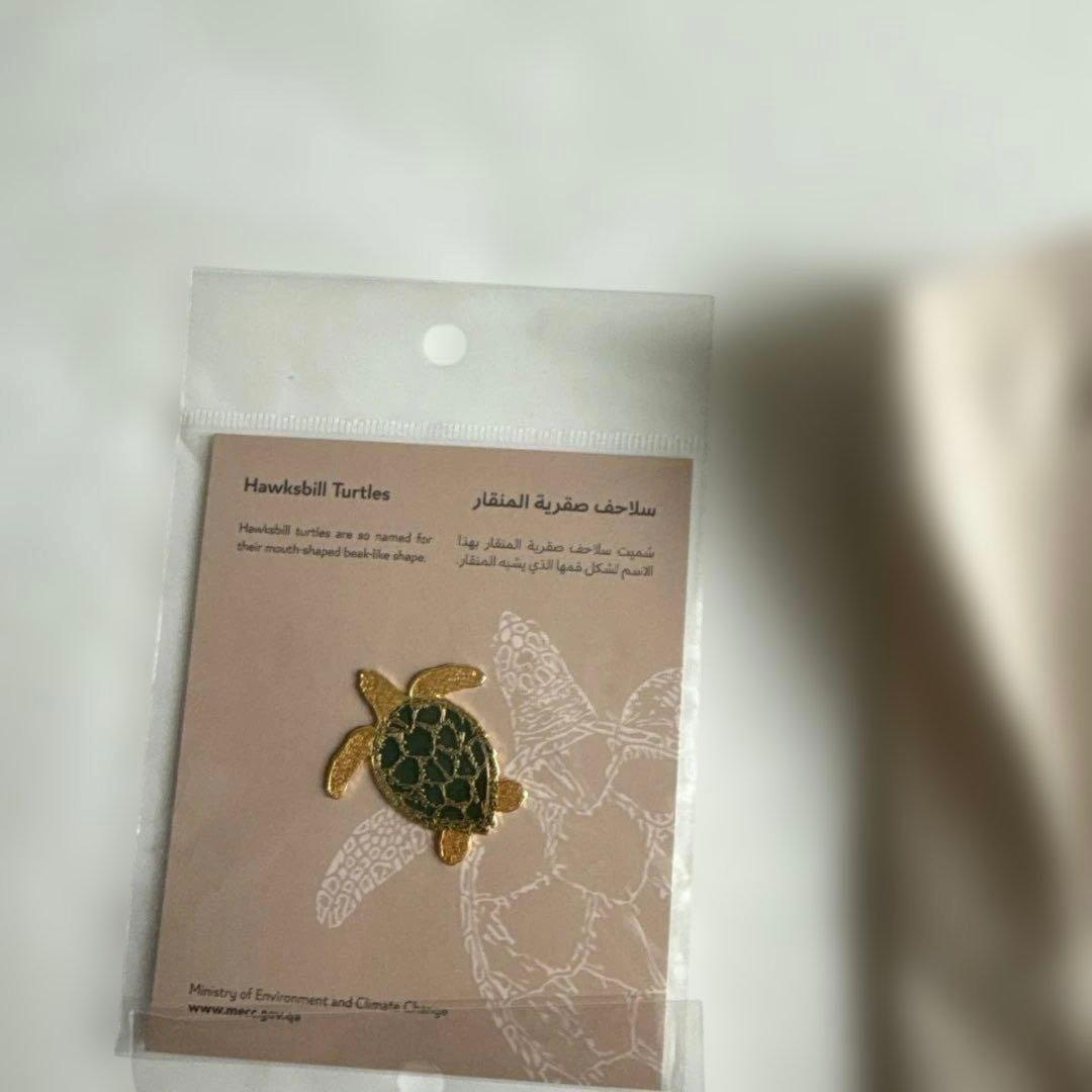 2025関西万博カタールパビリオン　トートバックと ピンバッジ3点セット