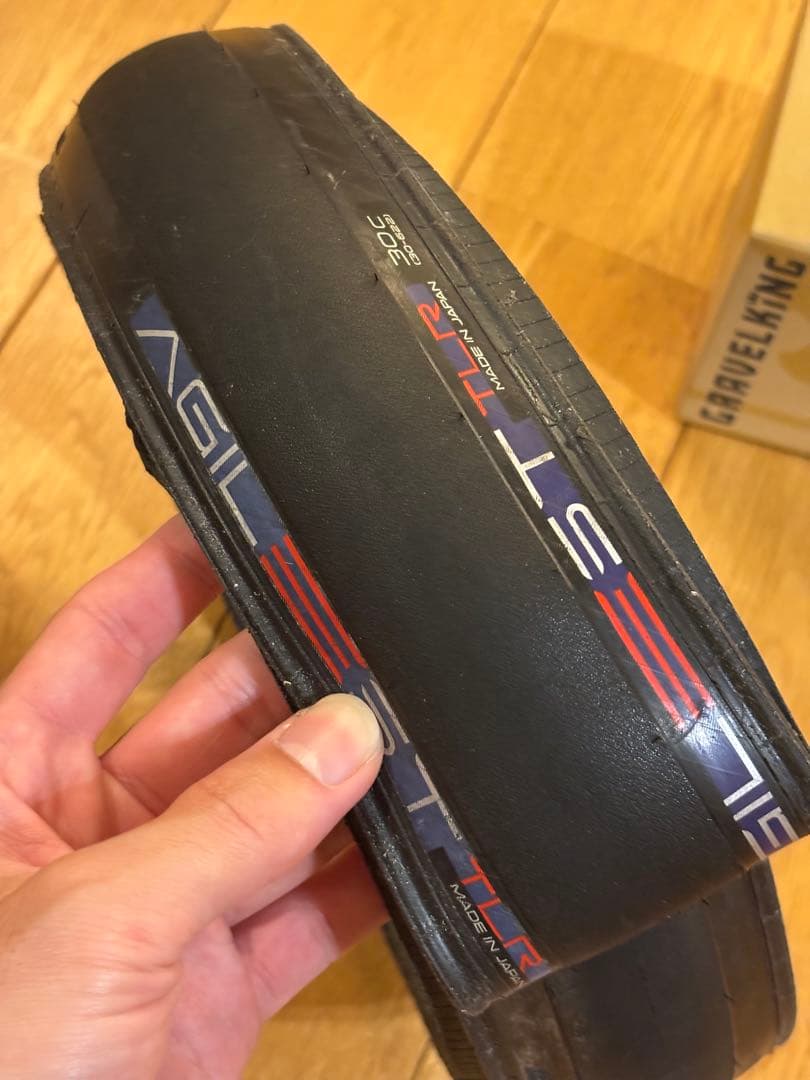 パナレーサー　アジリスト　30c チューブレスタイヤ　グリップまだまだあります。