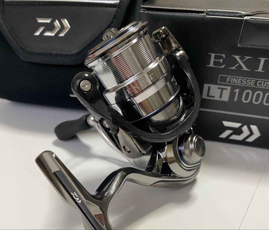 美品 18イグジスト FC LT1000S-P / エリアトラウト アジング