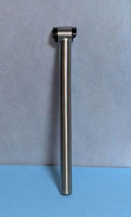 チタン製シートポスト(27.2mm) セットバックモデル