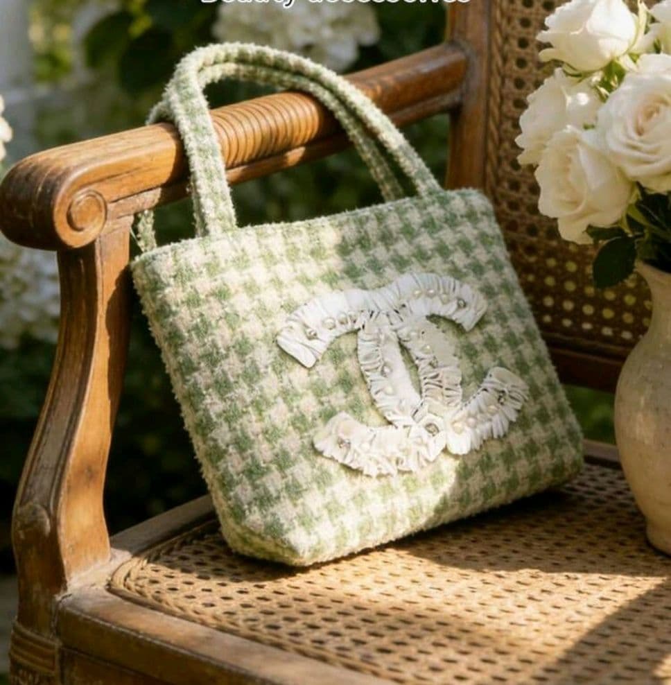 新品希少 CHANEL ノベルティ トートバッグ グリーン ビッグココ ビジュー