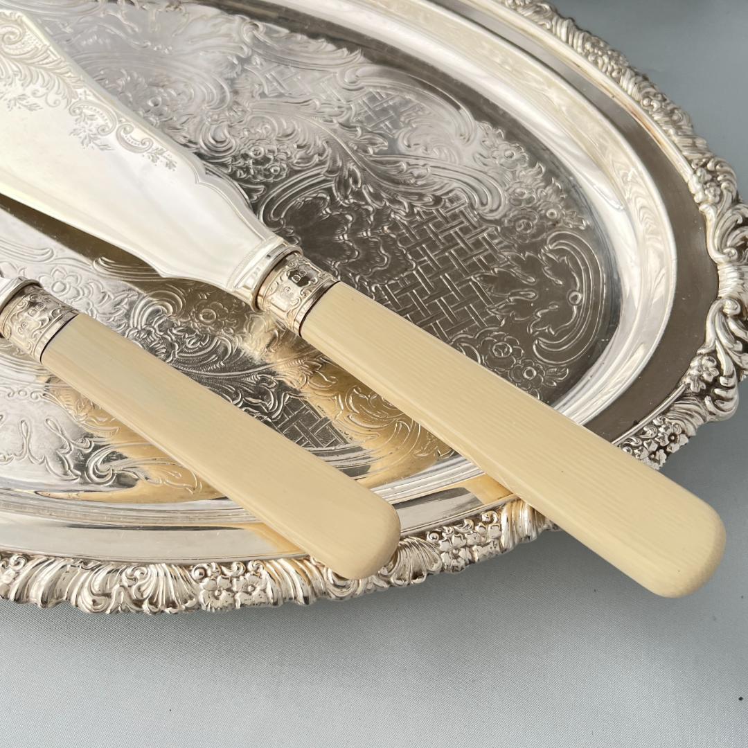 【John Biggi】 ビクトリアンのサーバー ペア【純銀継手】 1921年