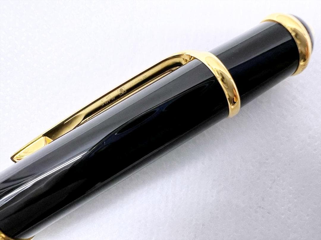 使用感なし　美品　カルティエ　ディアボロ　ドゥ　カルティエ　ボールペン　ゴールド