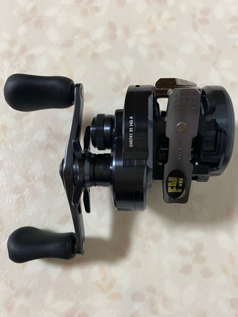 シマノ24 カルカッタコンクエスト31HG おまけ付