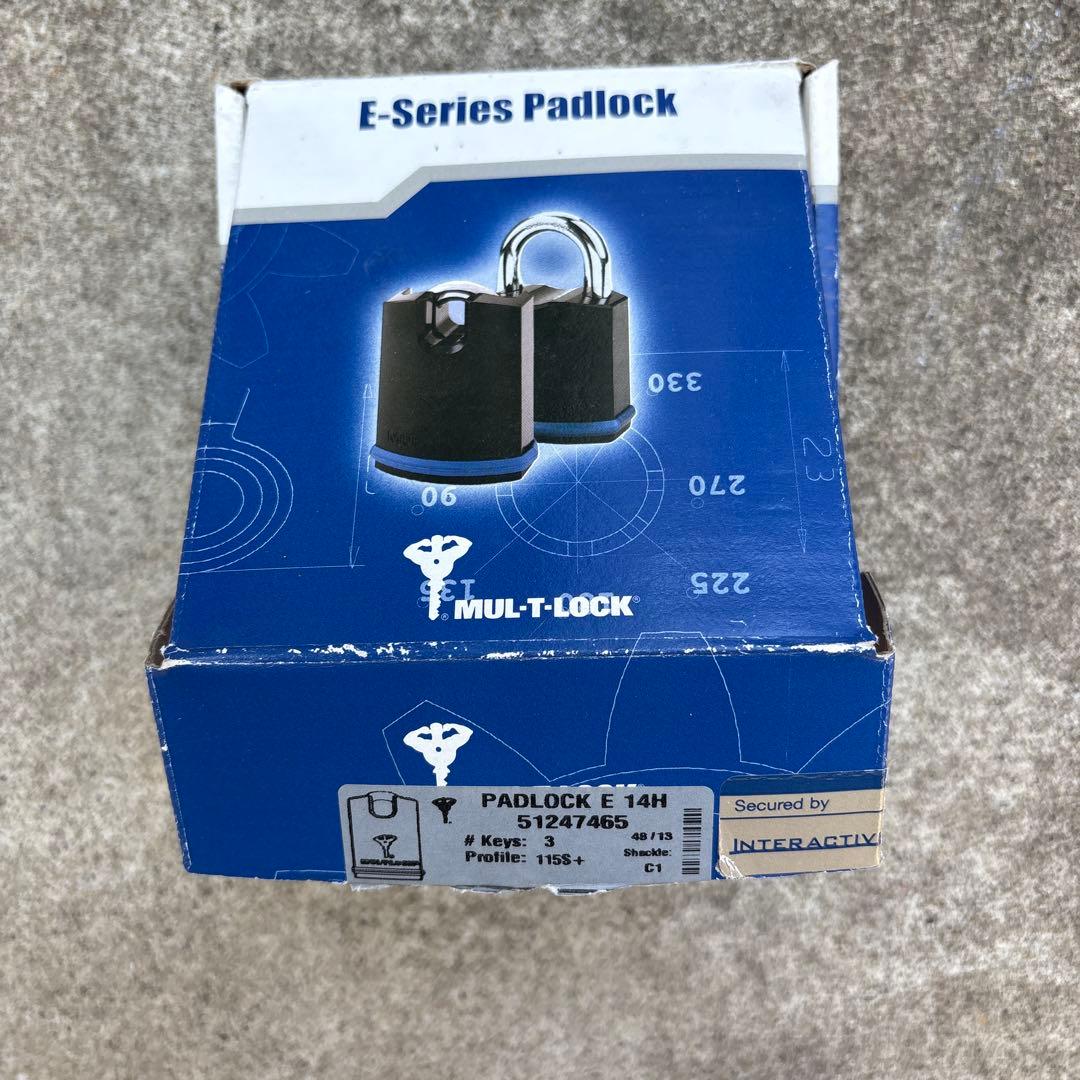 MUL-T-LOCK 南京錠