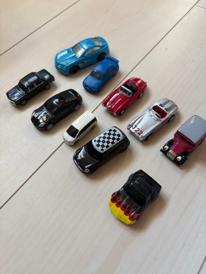 トミカ、ミニカーセット70台