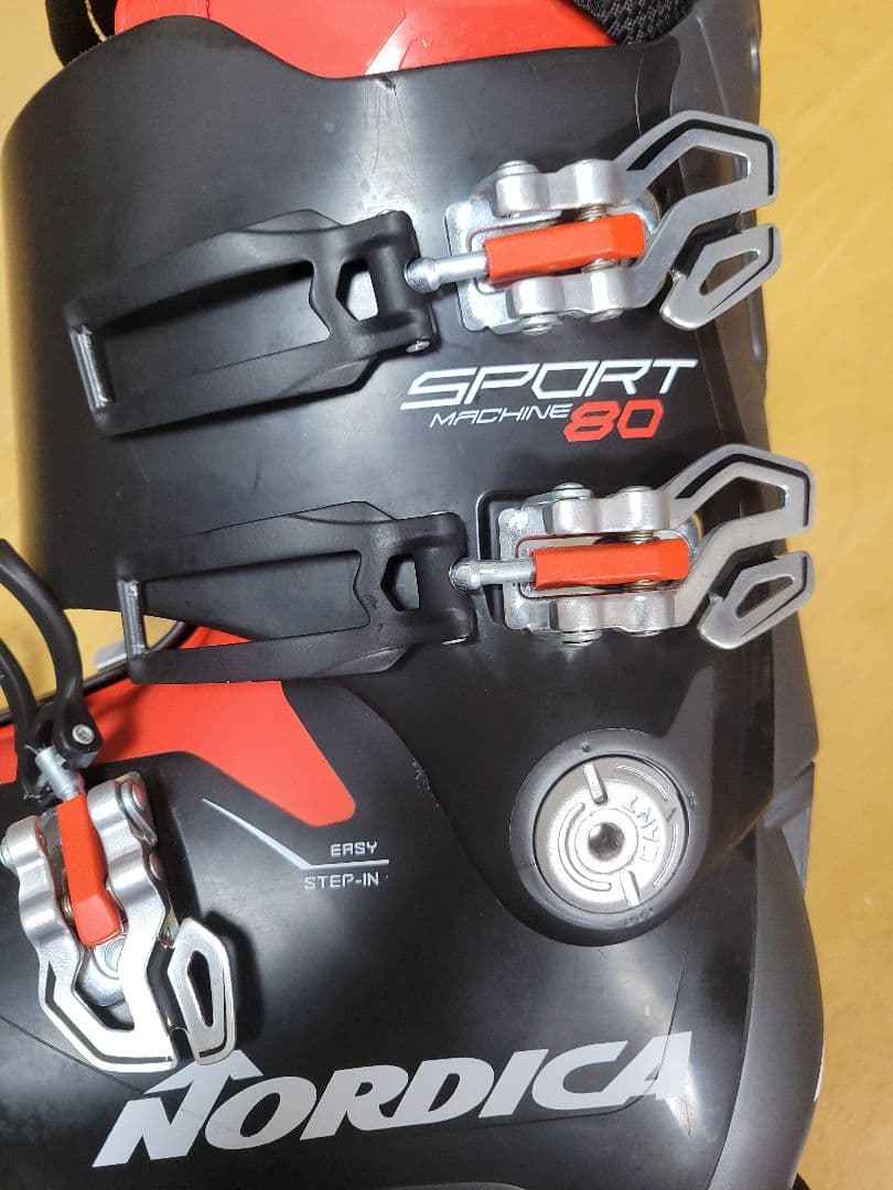 スキー　ブーツ　NORDICA　26～26.5